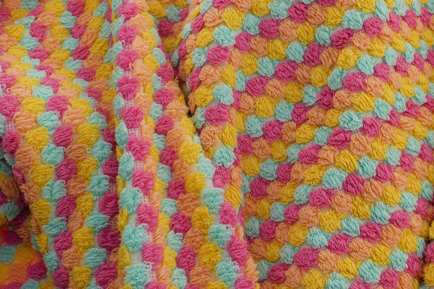 Badetuch Frottee Punkte Bonbon