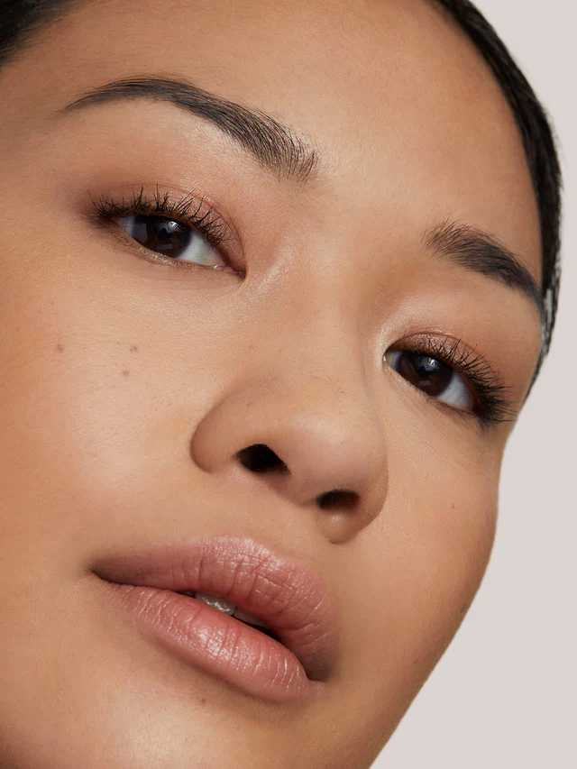 SF6 Chios - TRUE SKIN SERUM FOUNDATION