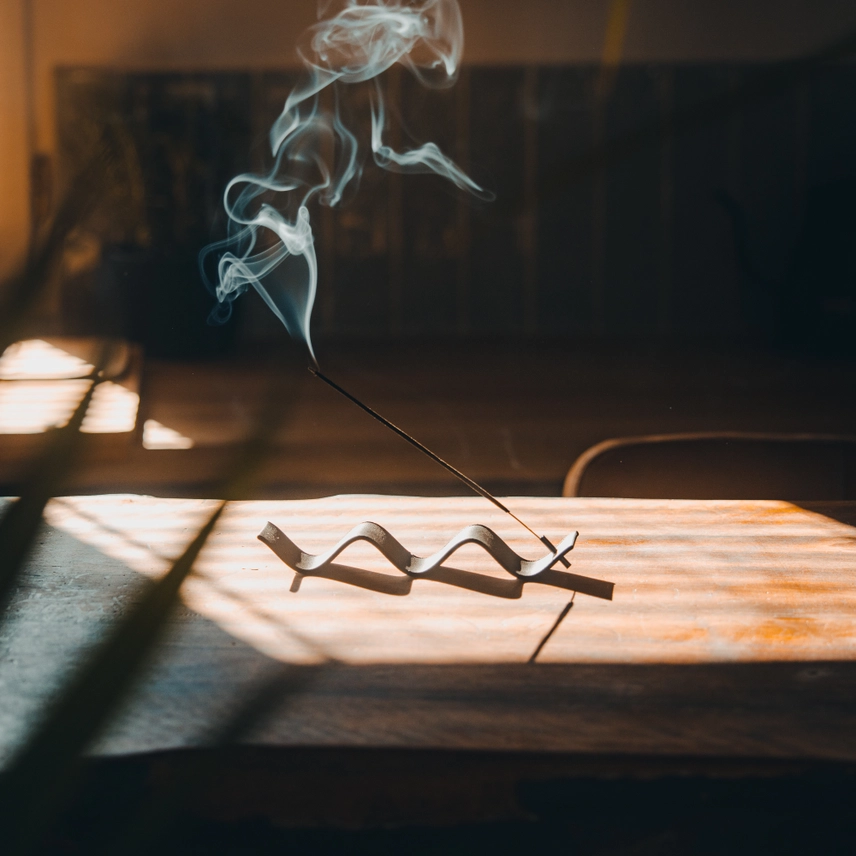 Räucherstäbchenhalter schwarz