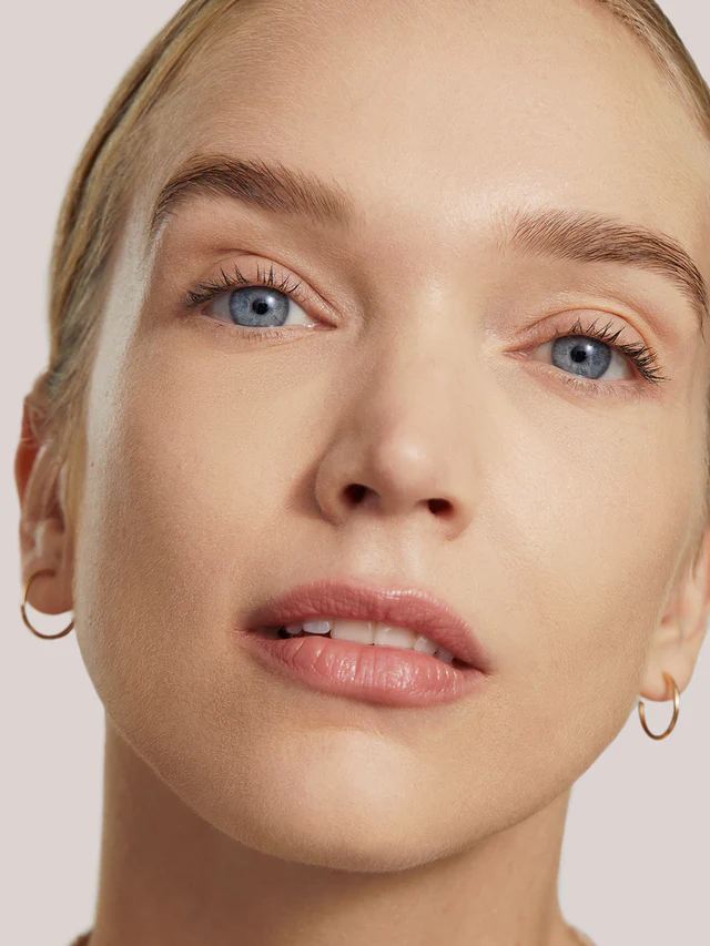 SF0.5 Sable - TRUE SKIN SERUM FOUNDATION