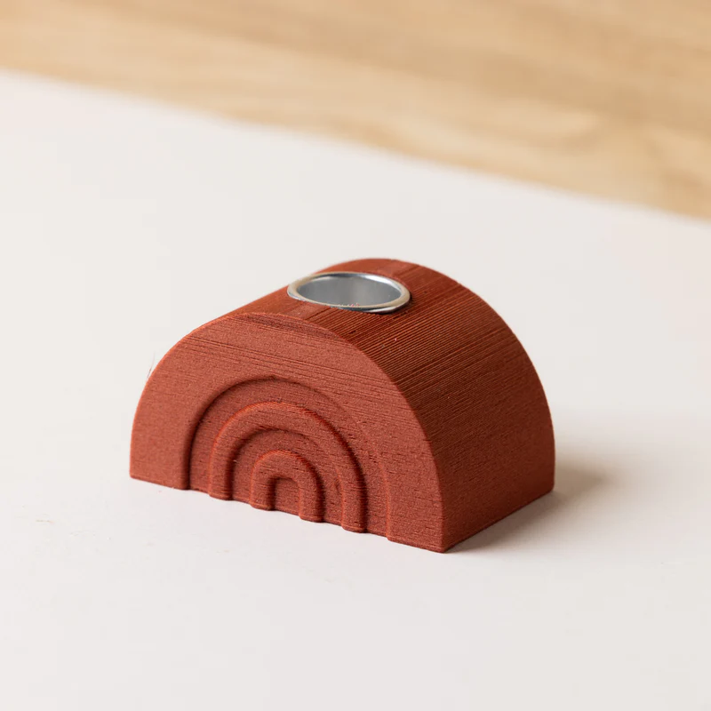 Kerzenhalter rot aus Recyclingholz