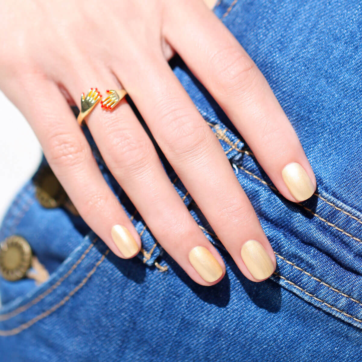 GOLD SAND Green Nagellack