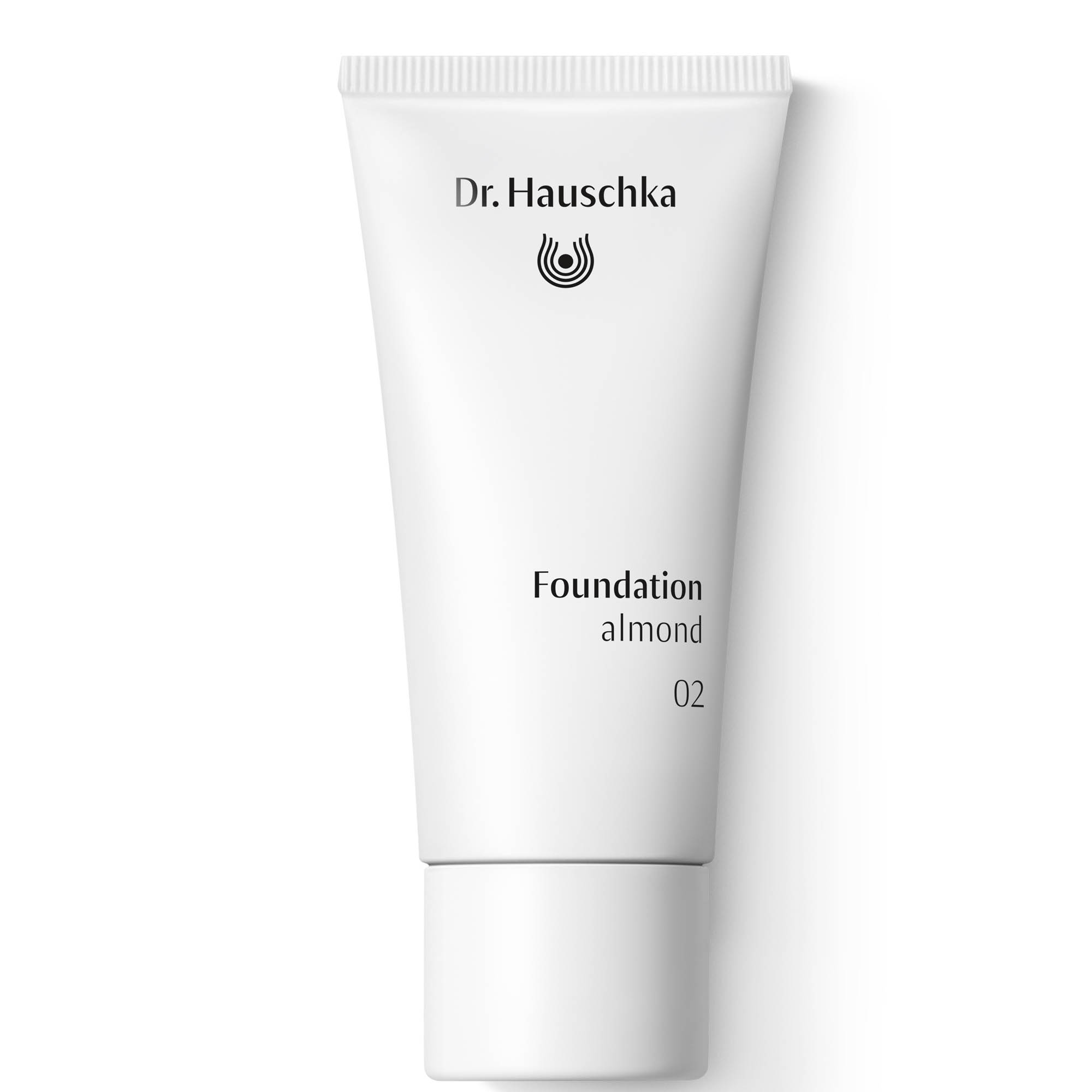 Foundation 02 almond, 30ml