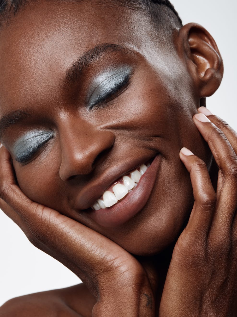 IMBE Eye Shadow Ice Blue - Limited Edition