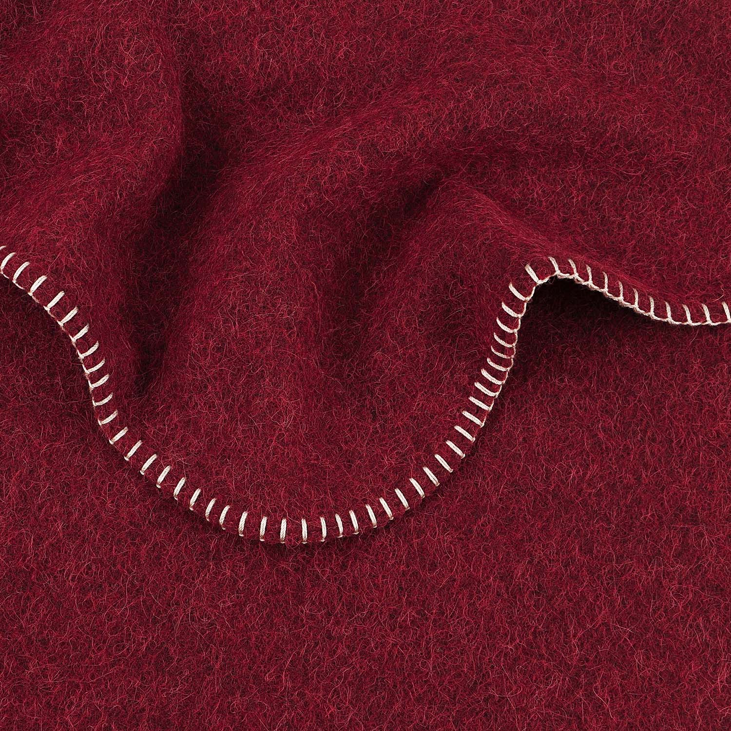 Wolldecke Merino/Alpaka Brombeer